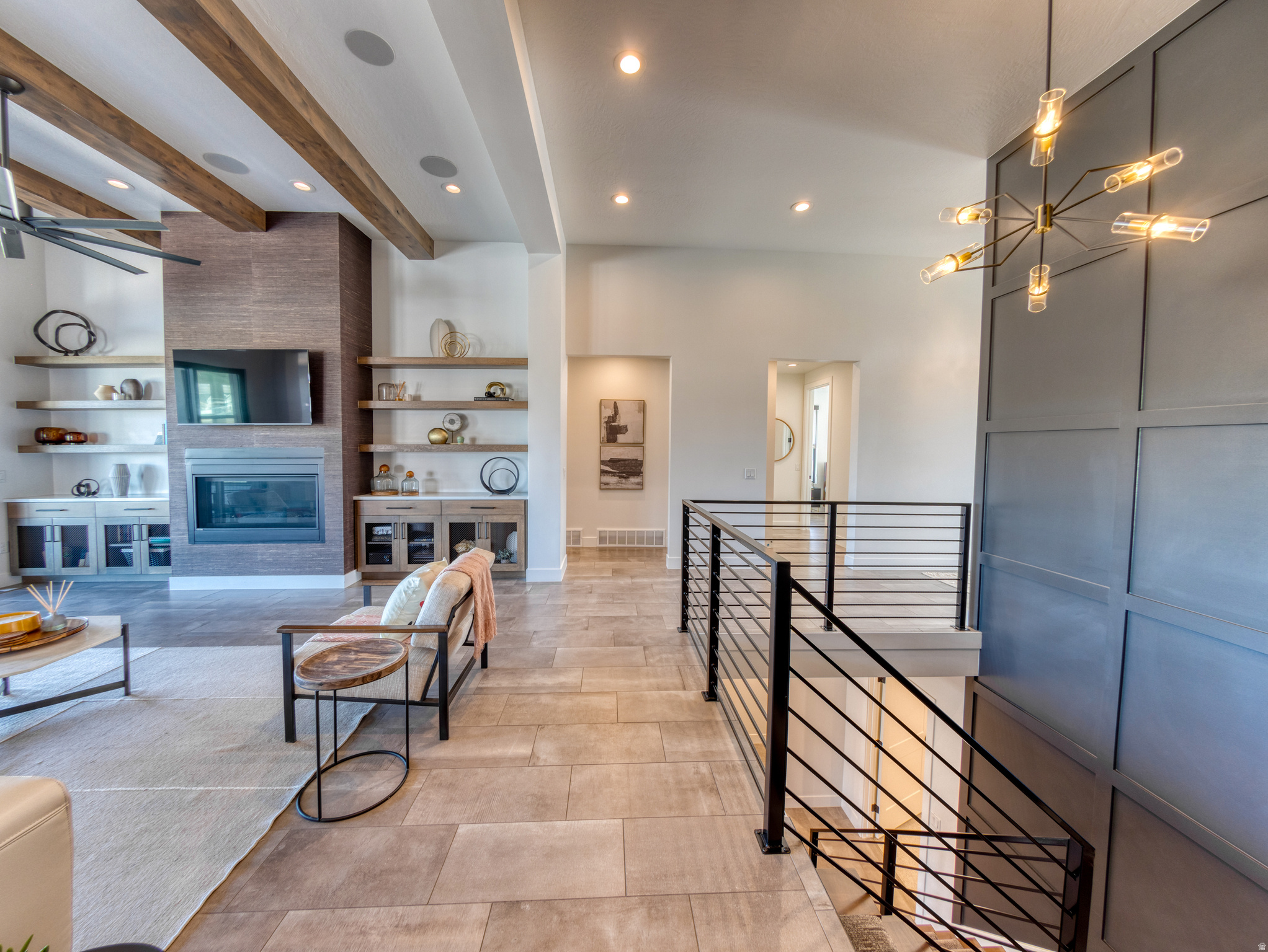 COLLEDGE FARMS - Residential