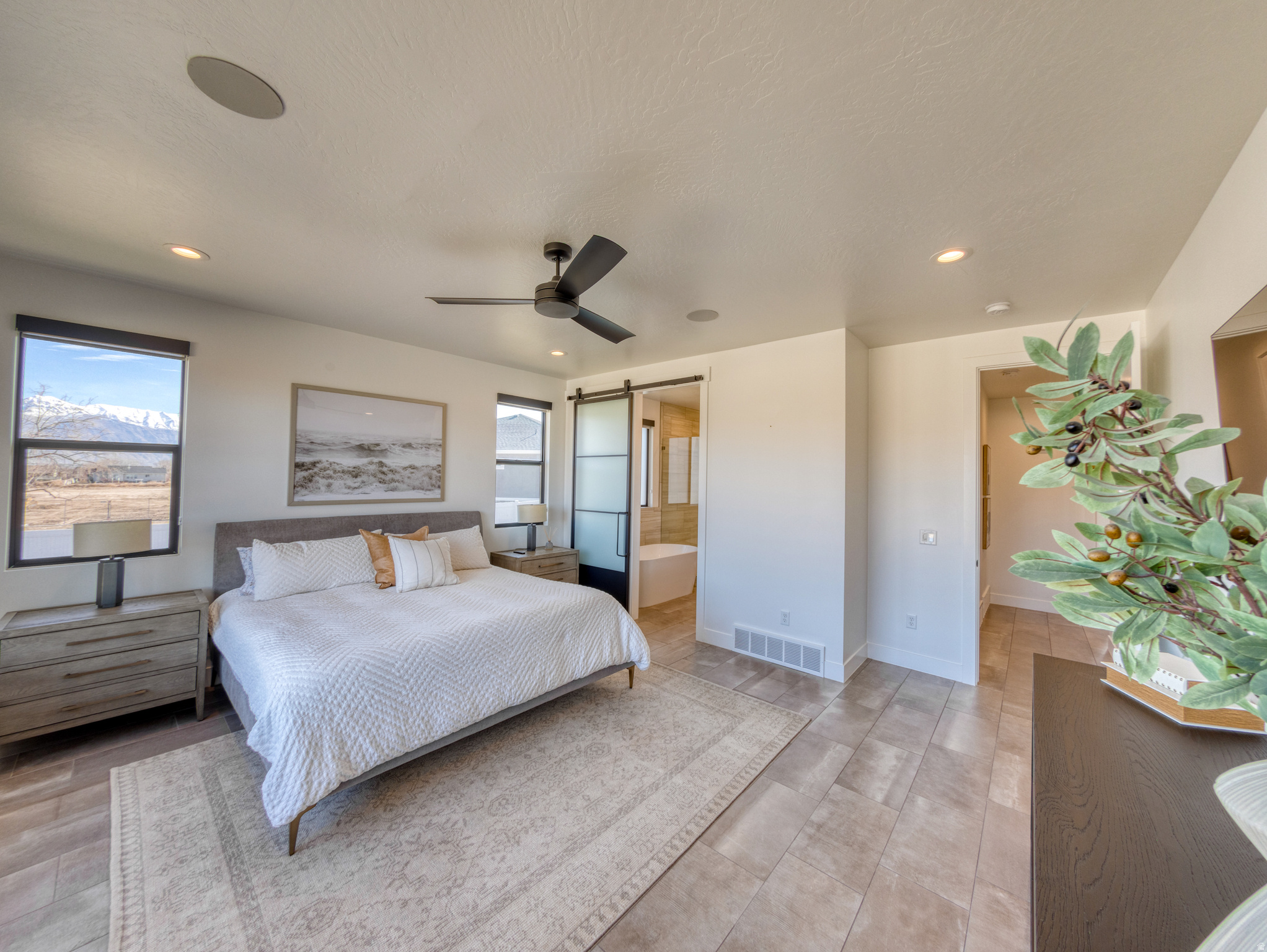 COLLEDGE FARMS - Residential