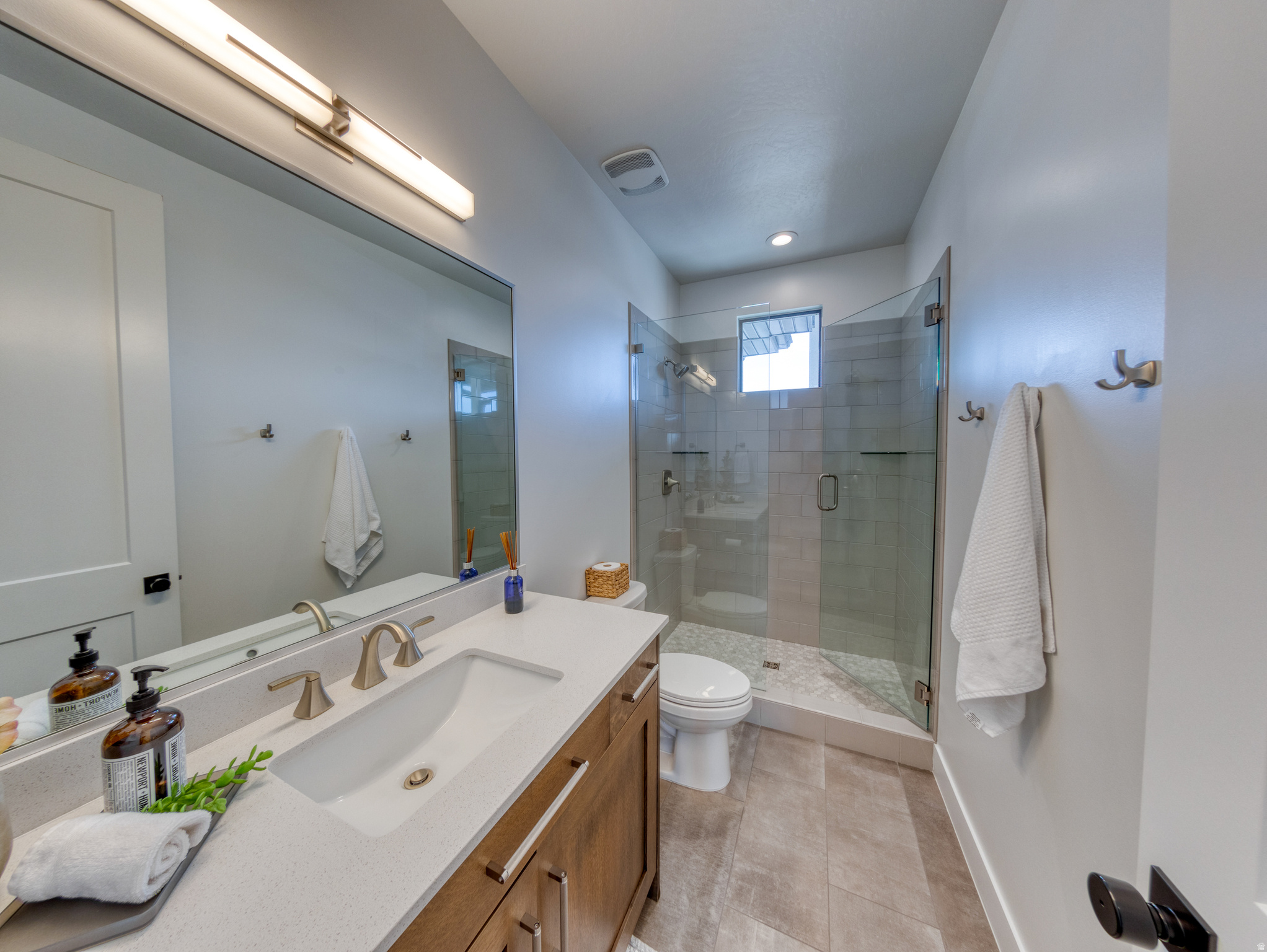 COLLEDGE FARMS - Residential