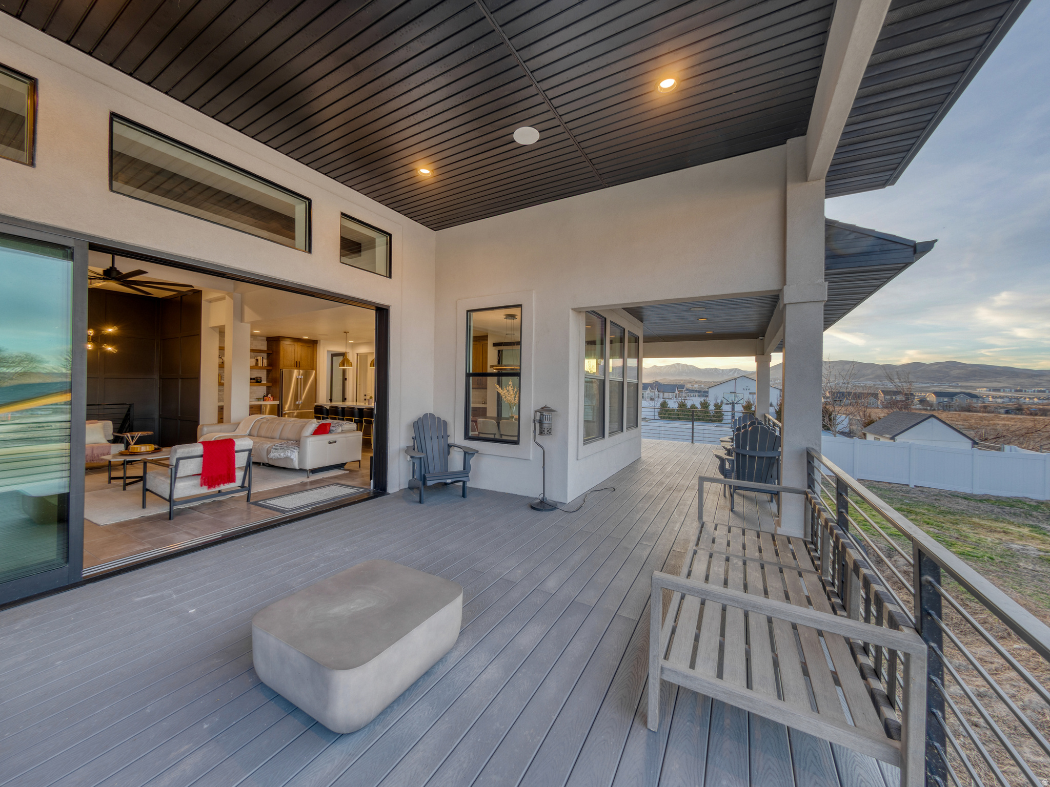 COLLEDGE FARMS - Residential