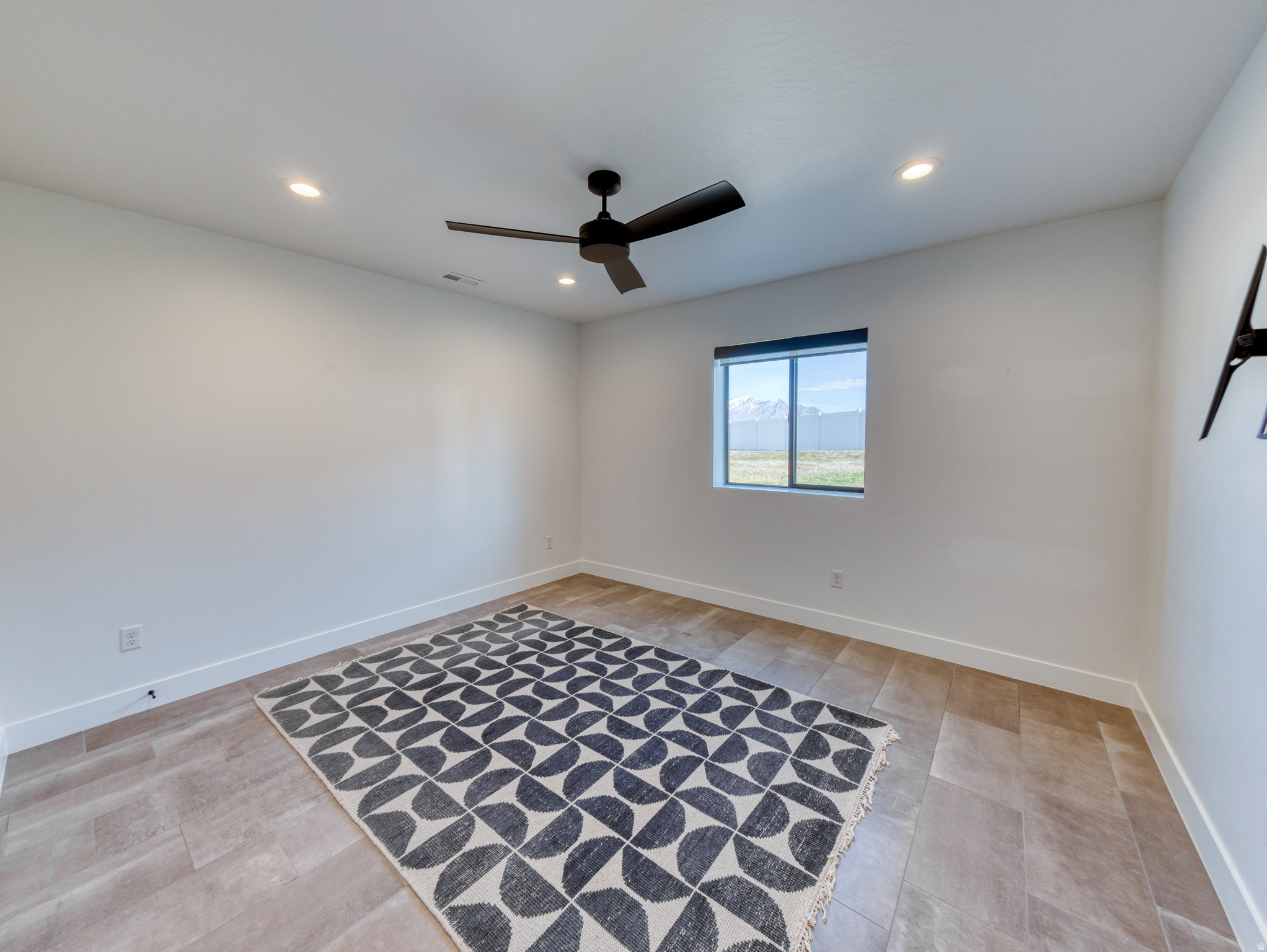 COLLEDGE FARMS - Residential