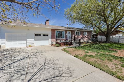 Tiny photo for 915 E GALENA DR, Sandy, UT 84094 (MLS # 2149048)