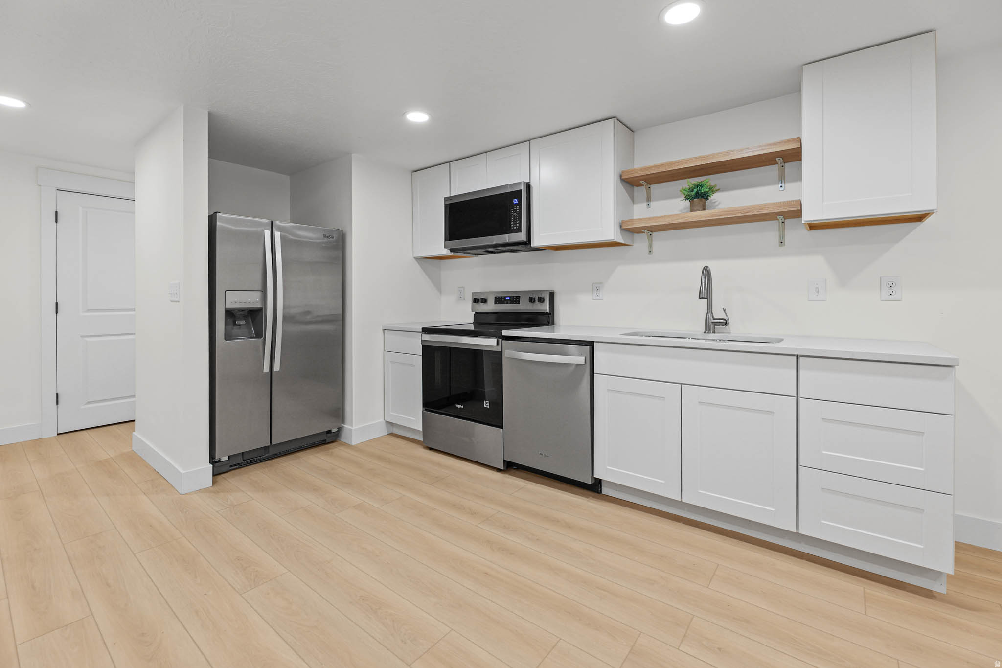 WHITE CITY - Residential