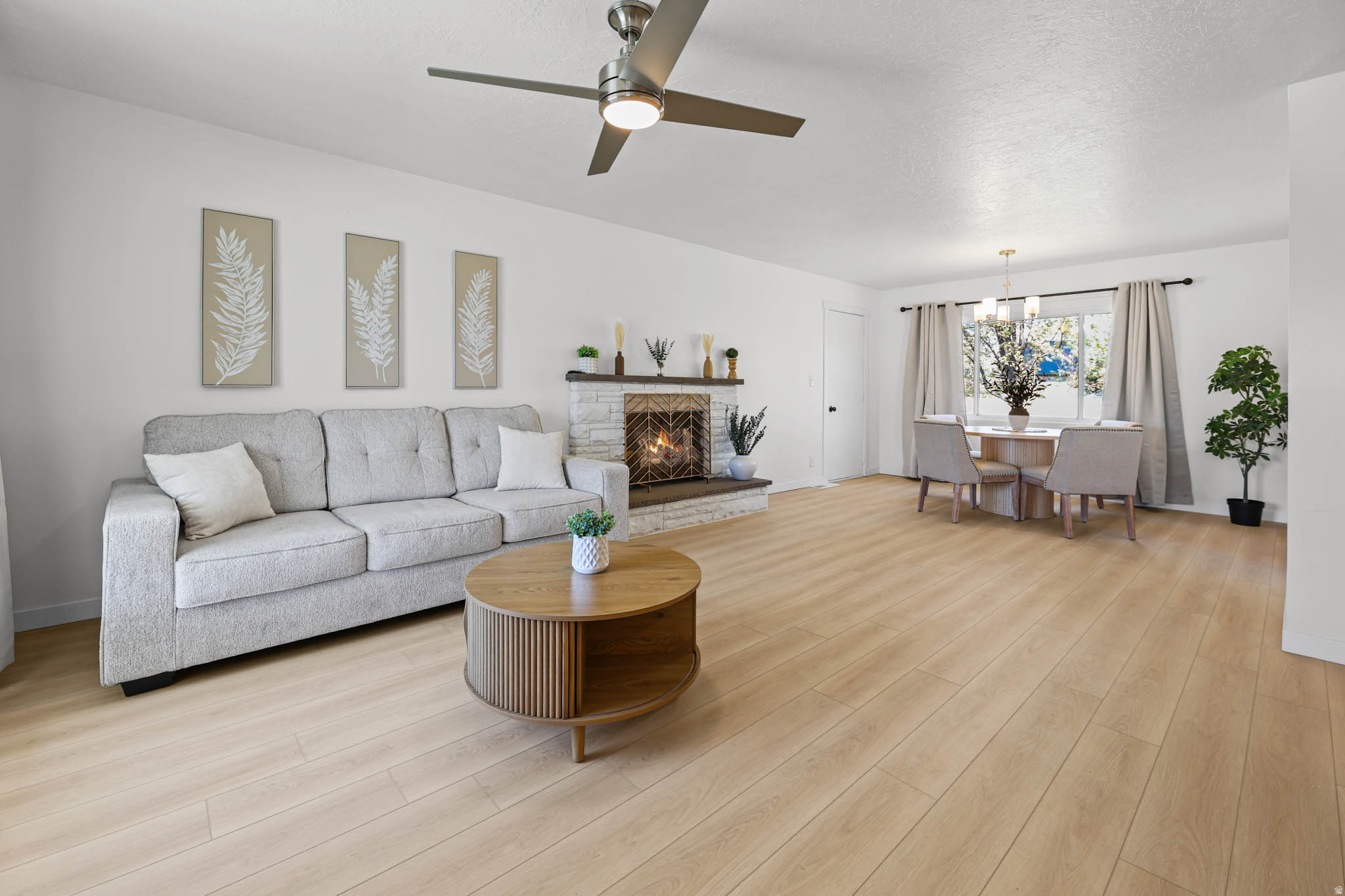 WHITE CITY - Residential