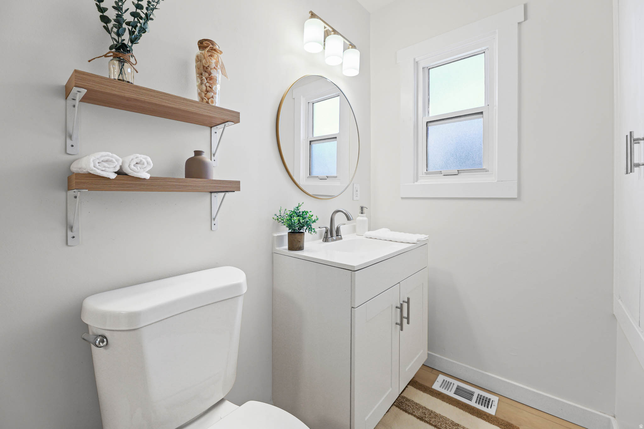 WHITE CITY - Residential