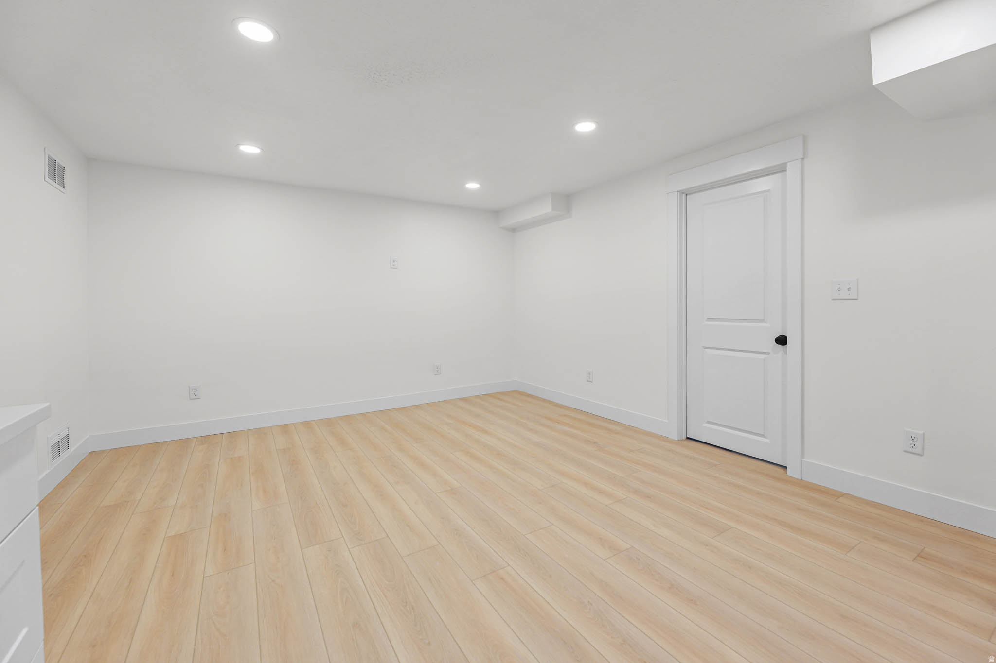 WHITE CITY - Residential