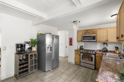 Tiny photo for 464 E 1850 N, North Ogden, UT 84414 (MLS # 2183965)