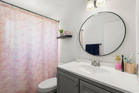 Tiny photo for 464 E 1850 N, North Ogden, UT 84414 (MLS # 2183965)