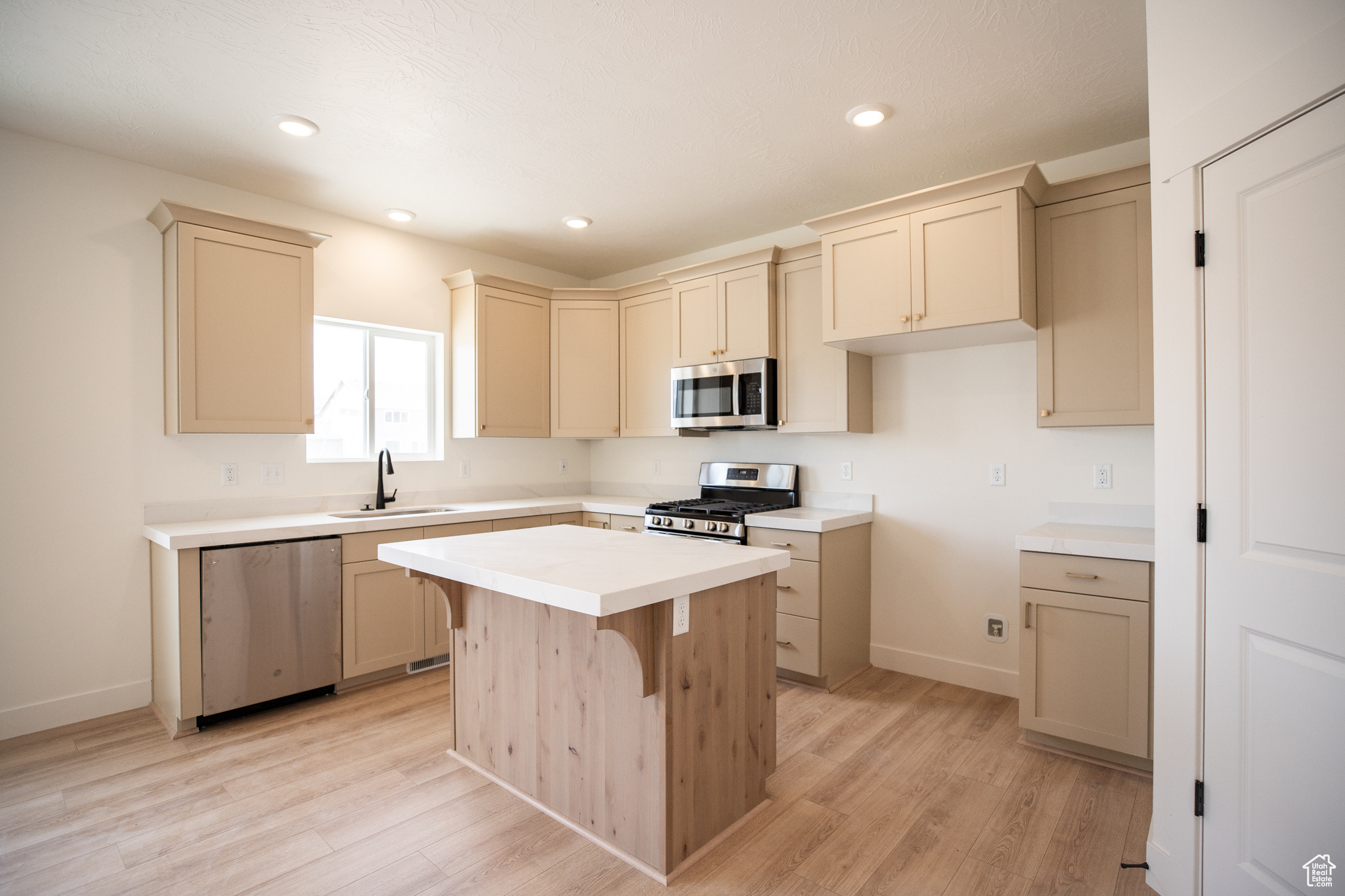 3277 N GRAY WOLF LANE LOT 4004