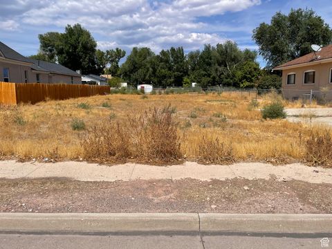 Tiny photo for 227 E 300 N, Richfield, UT 84701 (MLS # 2108899)