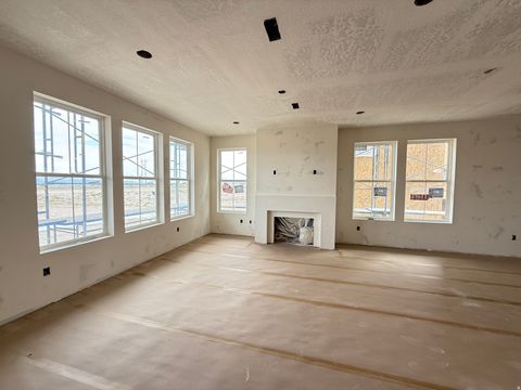 Photo of 6893 W GRAVEL CROSS WAY S #290, West Jordan, UT 84081 (MLS # 2154882)