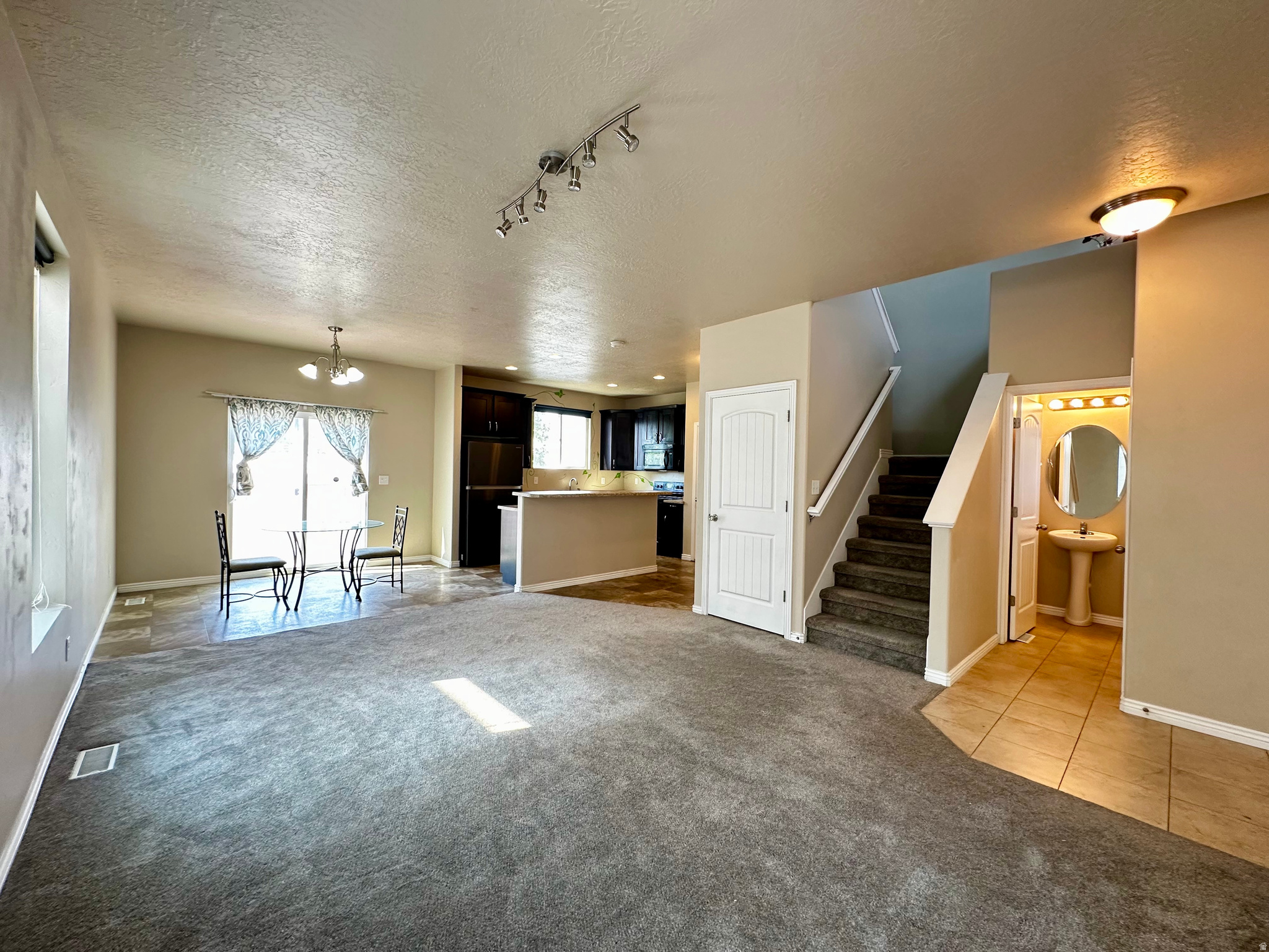 MILBURN MANOR HOA - Residential