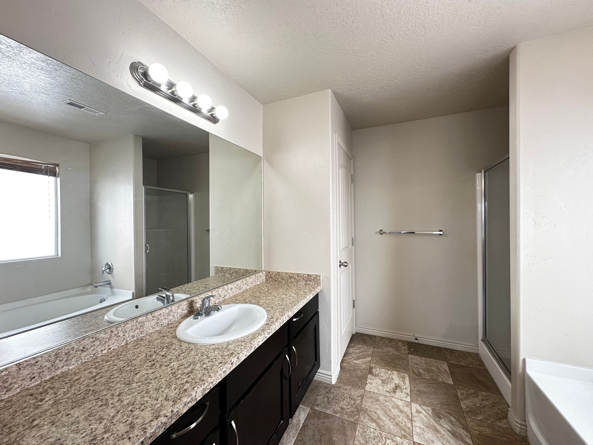 MILBURN MANOR HOA - Residential