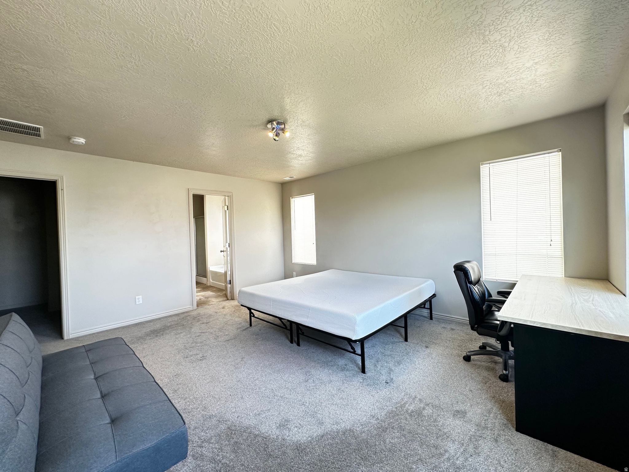 MILBURN MANOR HOA - Residential