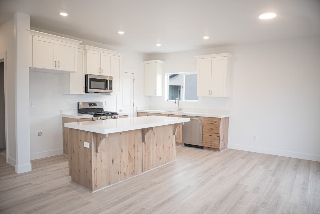 Photo of 563 N 410 E #23 E, Salem, UT 84653 (MLS # 2178953)
