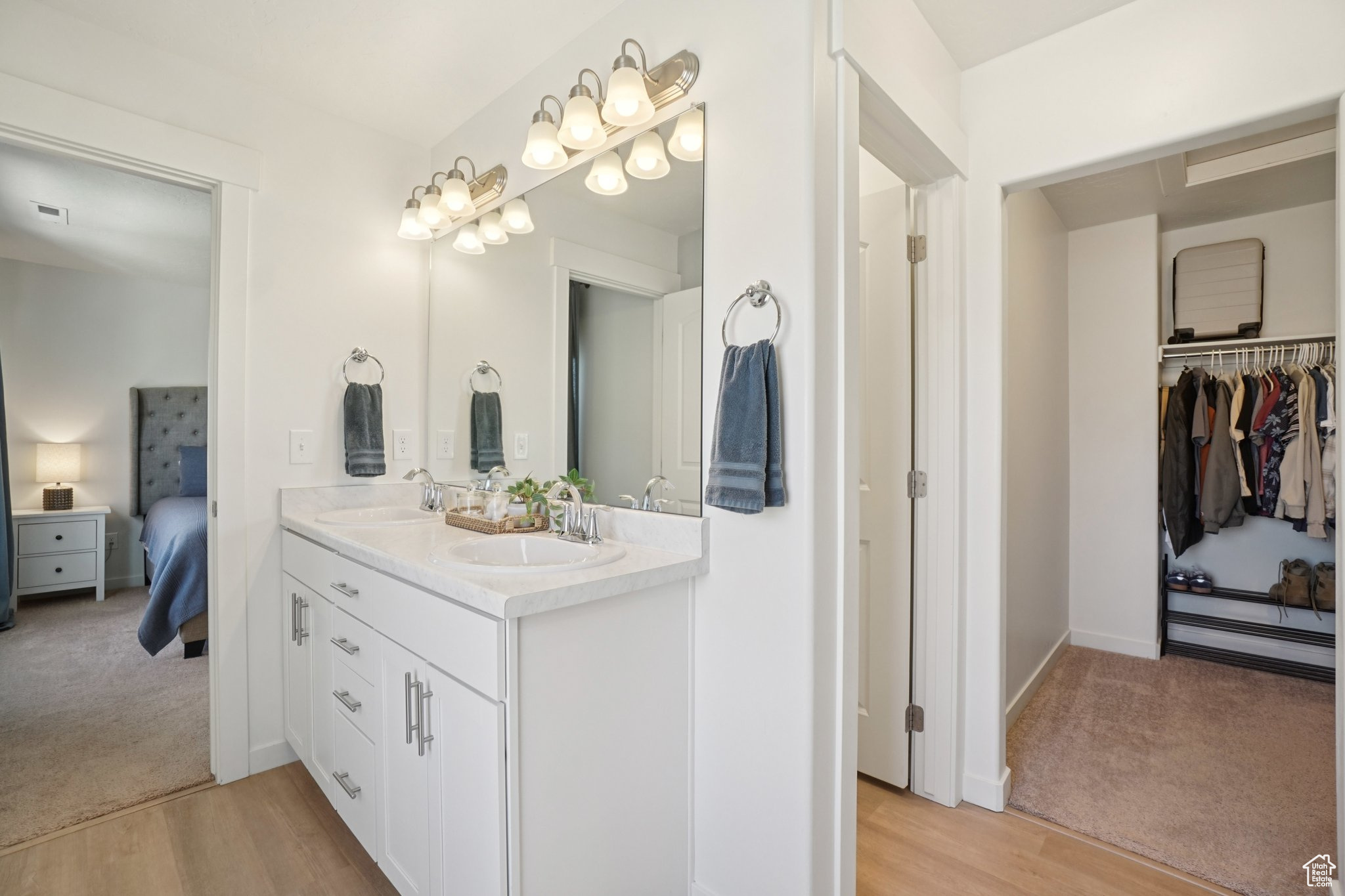 SCENIC MOUNTAIN - Residential