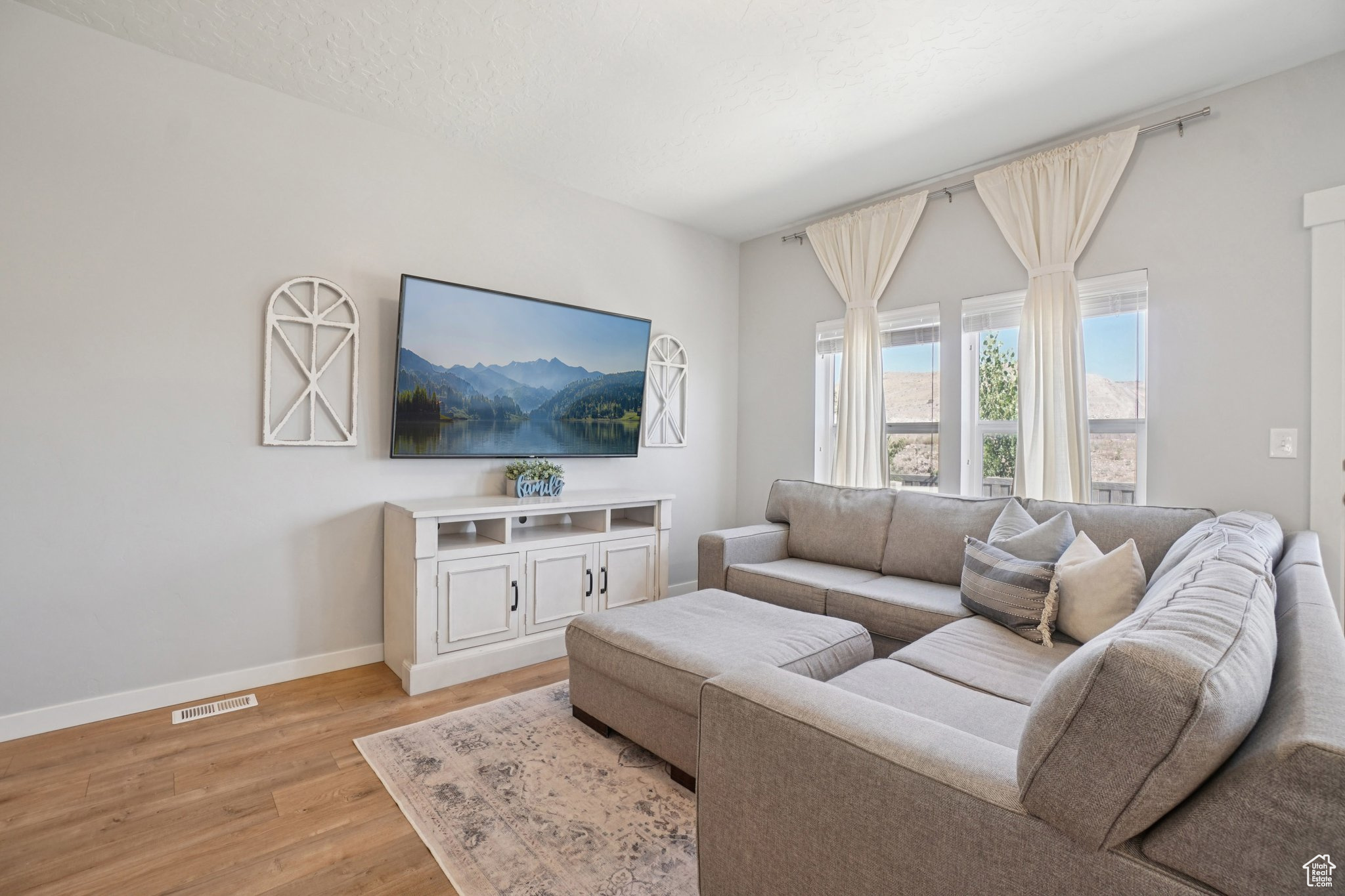 SCENIC MOUNTAIN - Residential