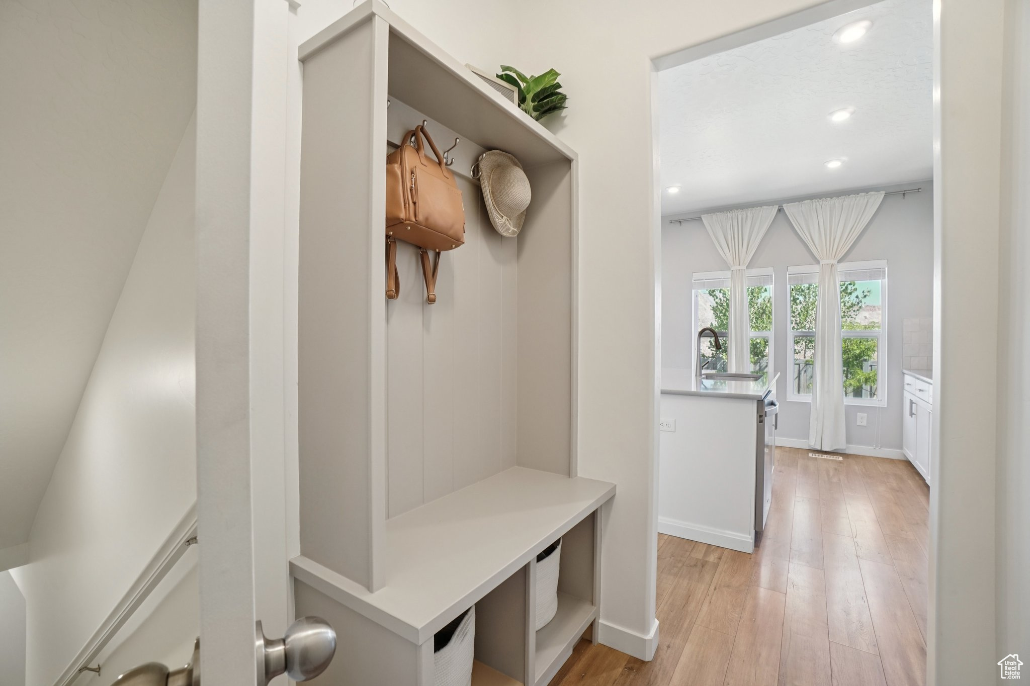 SCENIC MOUNTAIN - Residential