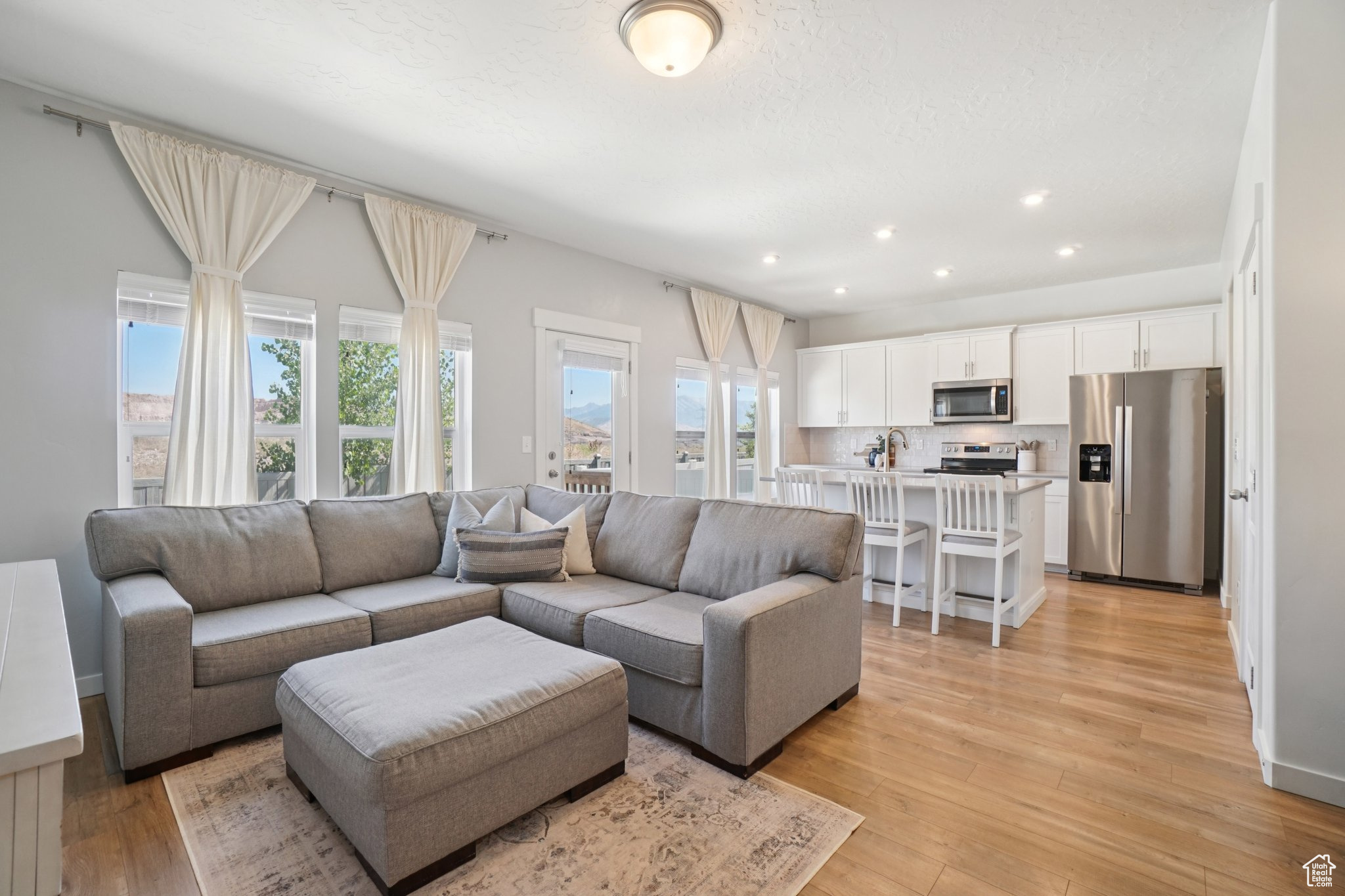 SCENIC MOUNTAIN - Residential