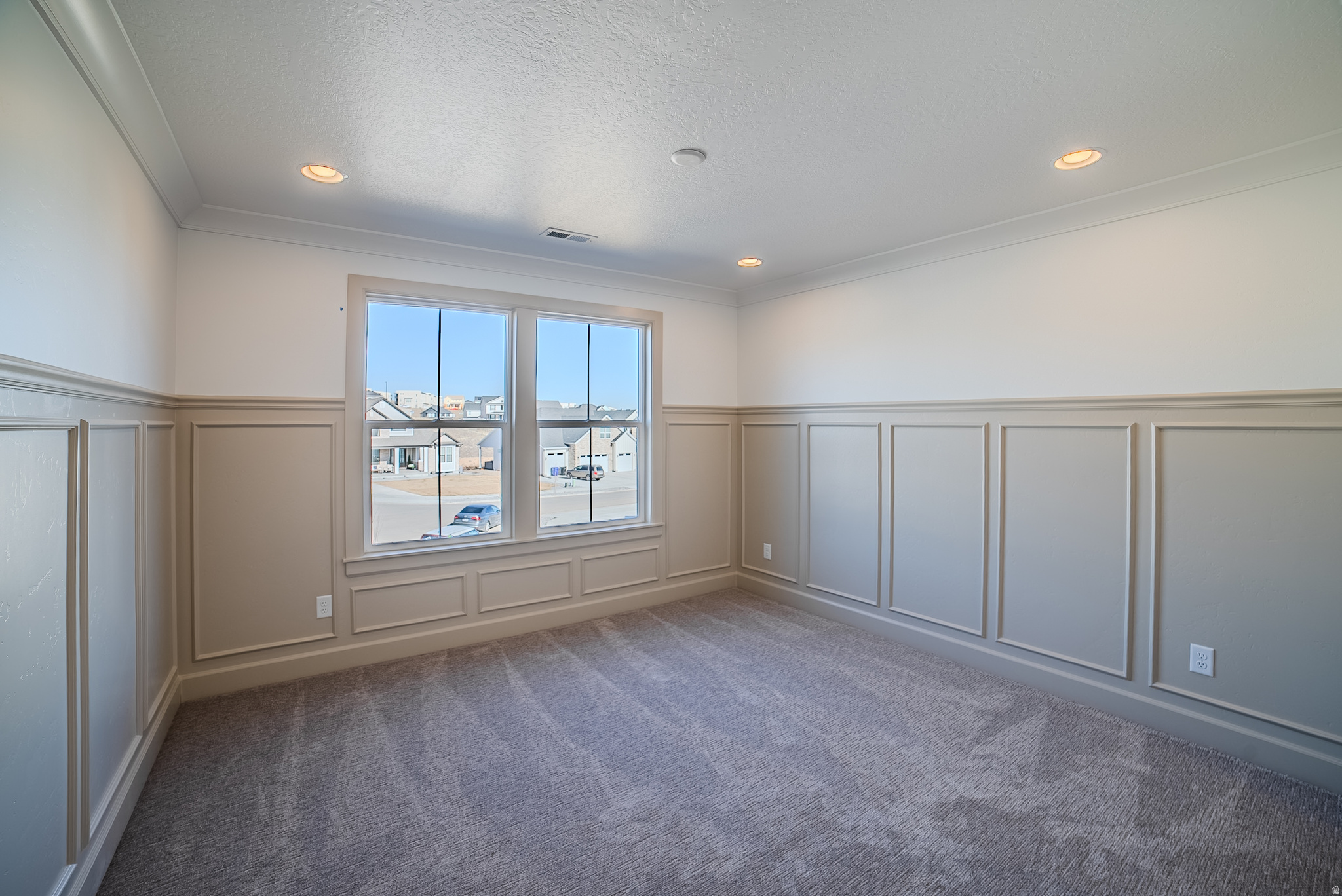 SYCAMORES COVE - Residential