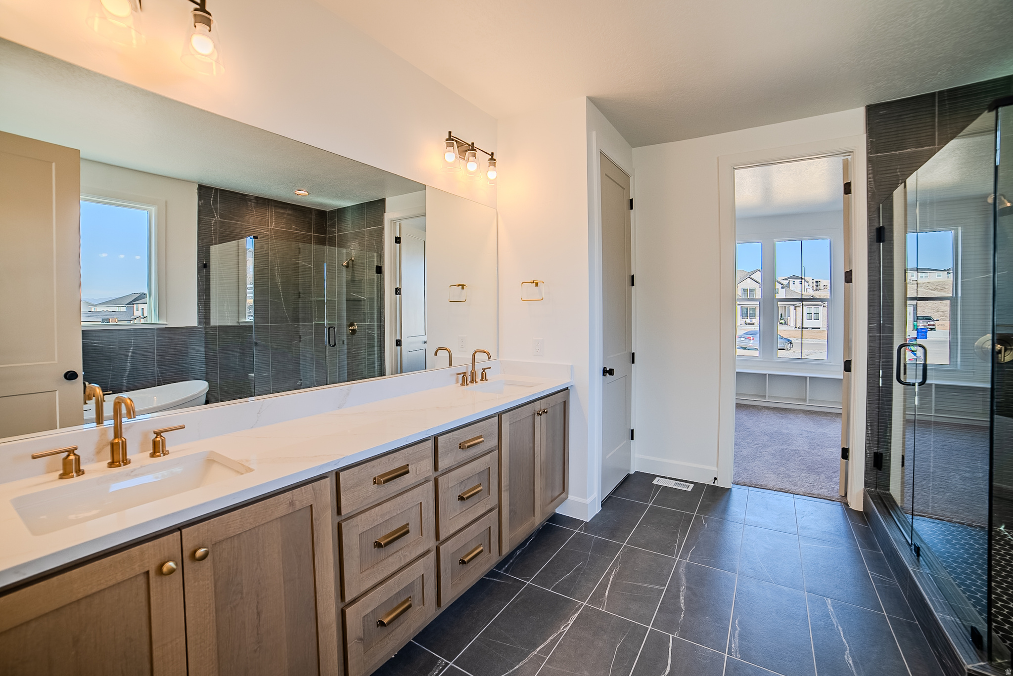 SYCAMORES COVE - Residential