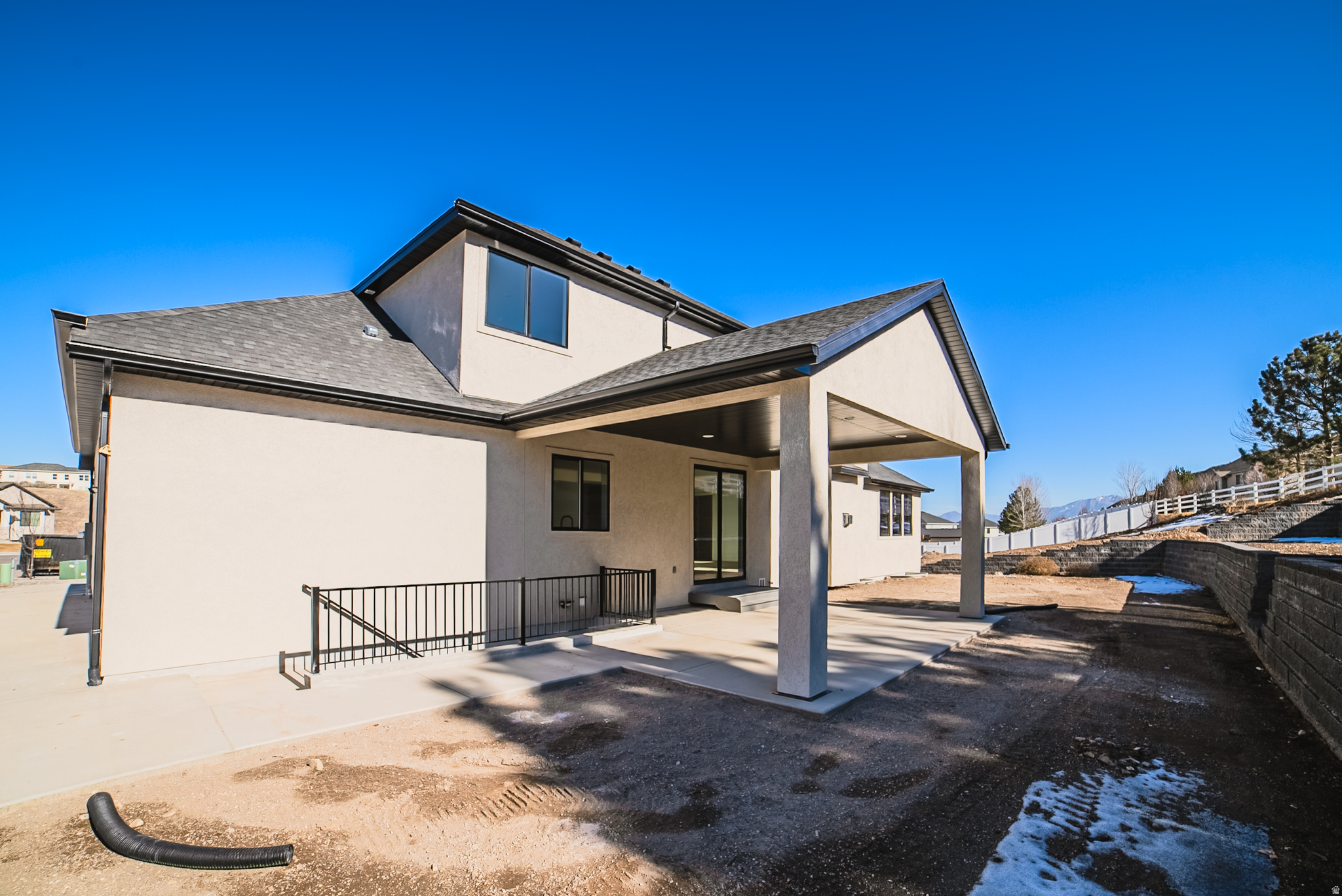 SYCAMORES COVE - Residential