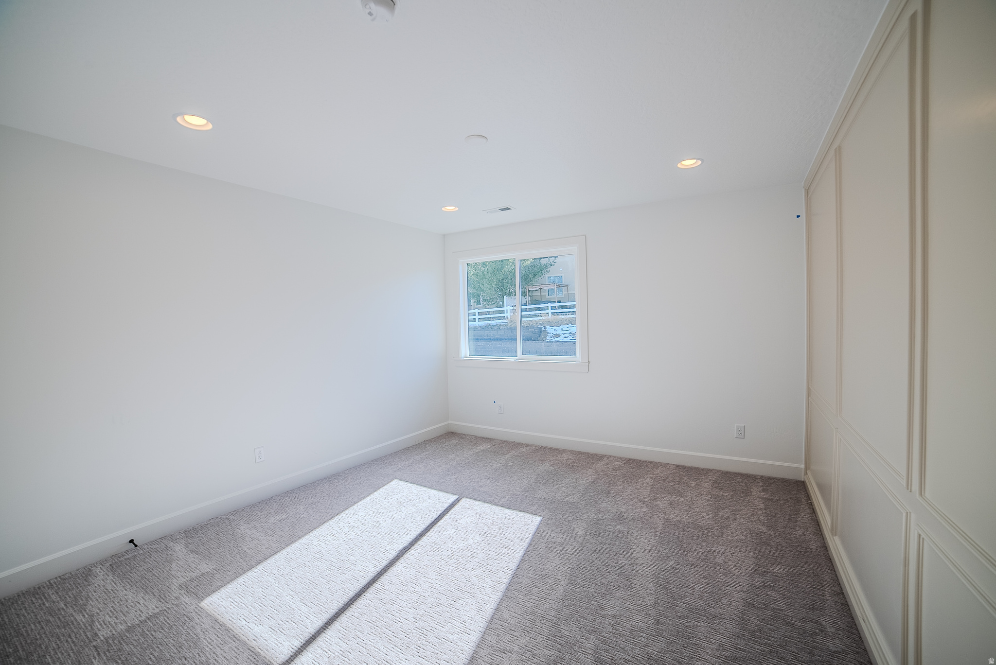 SYCAMORES COVE - Residential