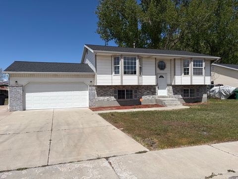 Tiny photo for 596 W 1340 S, Provo, UT 84601 (MLS # 2153273)