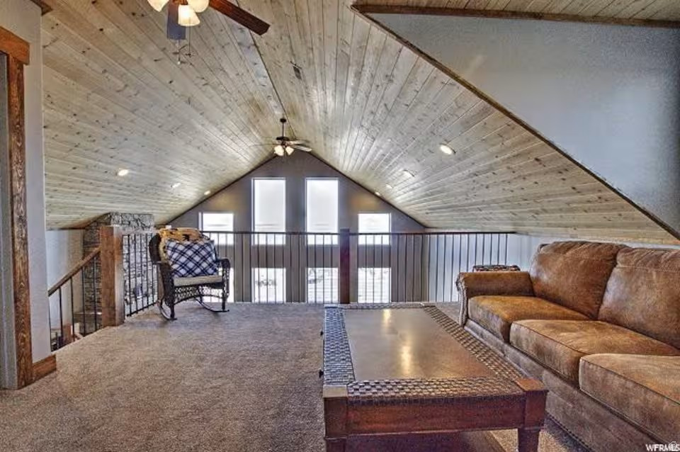 RASPBERRY PATCH ESTATES - Residential