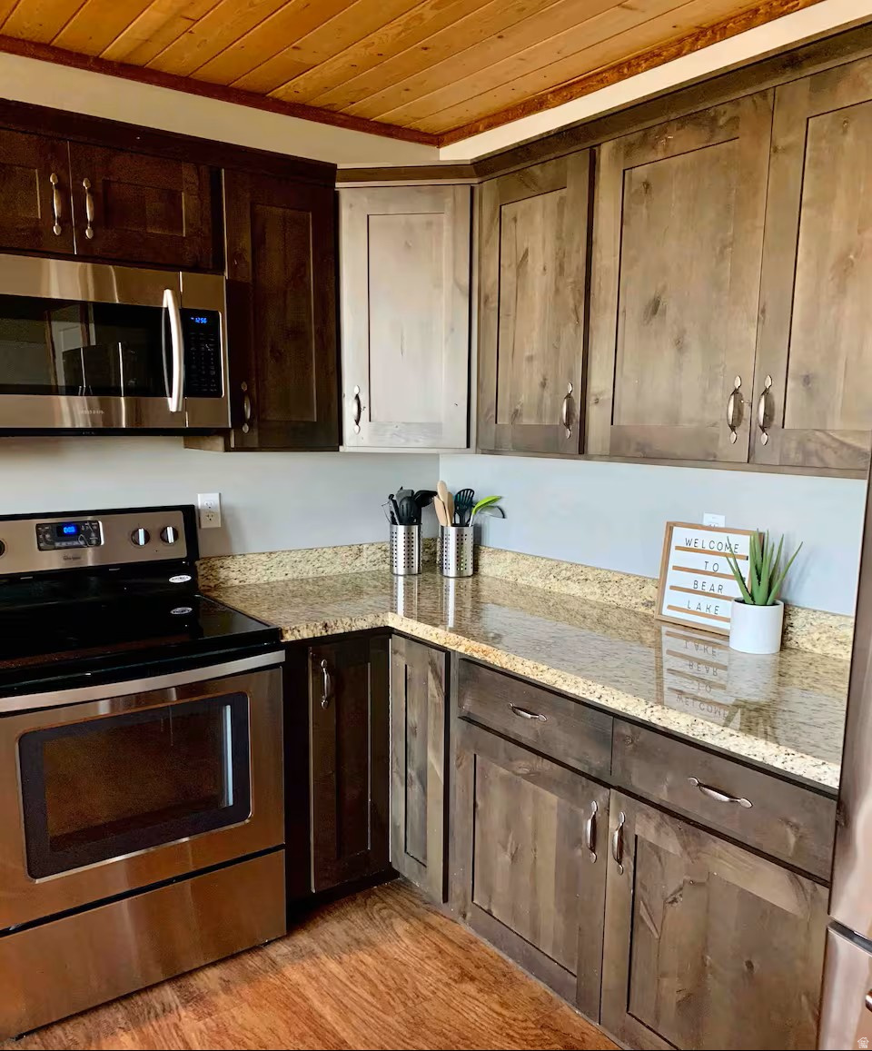 RASPBERRY PATCH ESTATES - Residential
