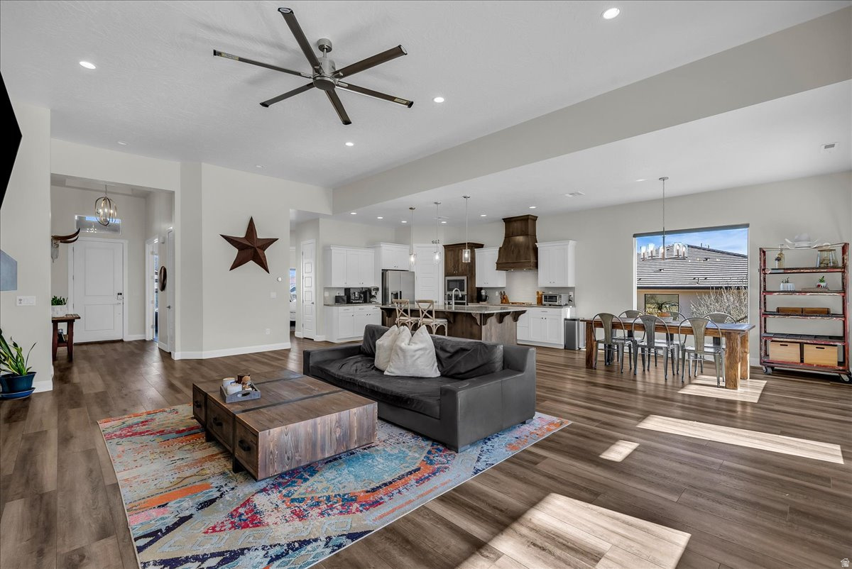 CASCATA AT DIVARIO PH 1 - Residential