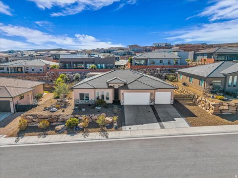 Tiny photo for 3015 W KARERSEE DR, Saint George, UT 84770 (MLS # 2133633)