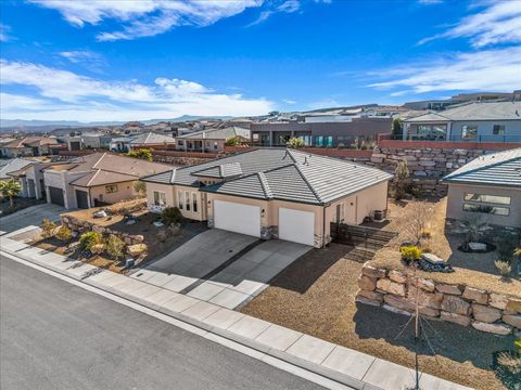 Tiny photo for 3015 W KARERSEE DR, Saint George, UT 84770 (MLS # 2133633)
