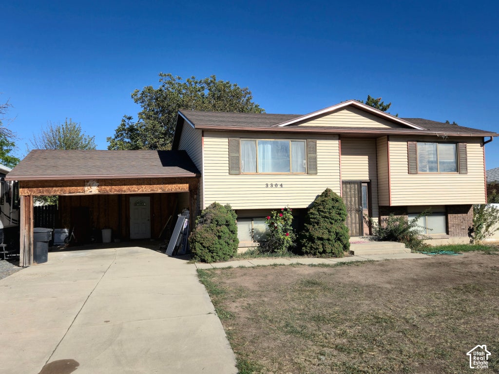 Photo of 3304 W 7545 S, West Jordan, UT 84084 (MLS # 2187979)