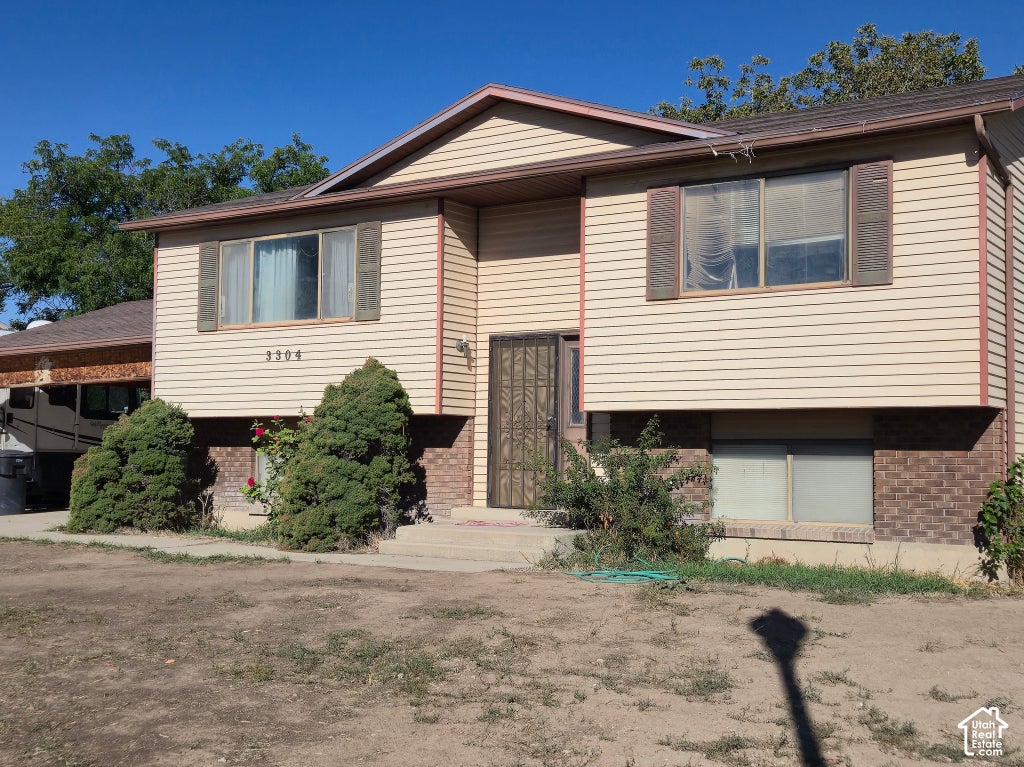 Photo of 3304 W 7545 S, West Jordan, UT 84084 (MLS # 2187979)