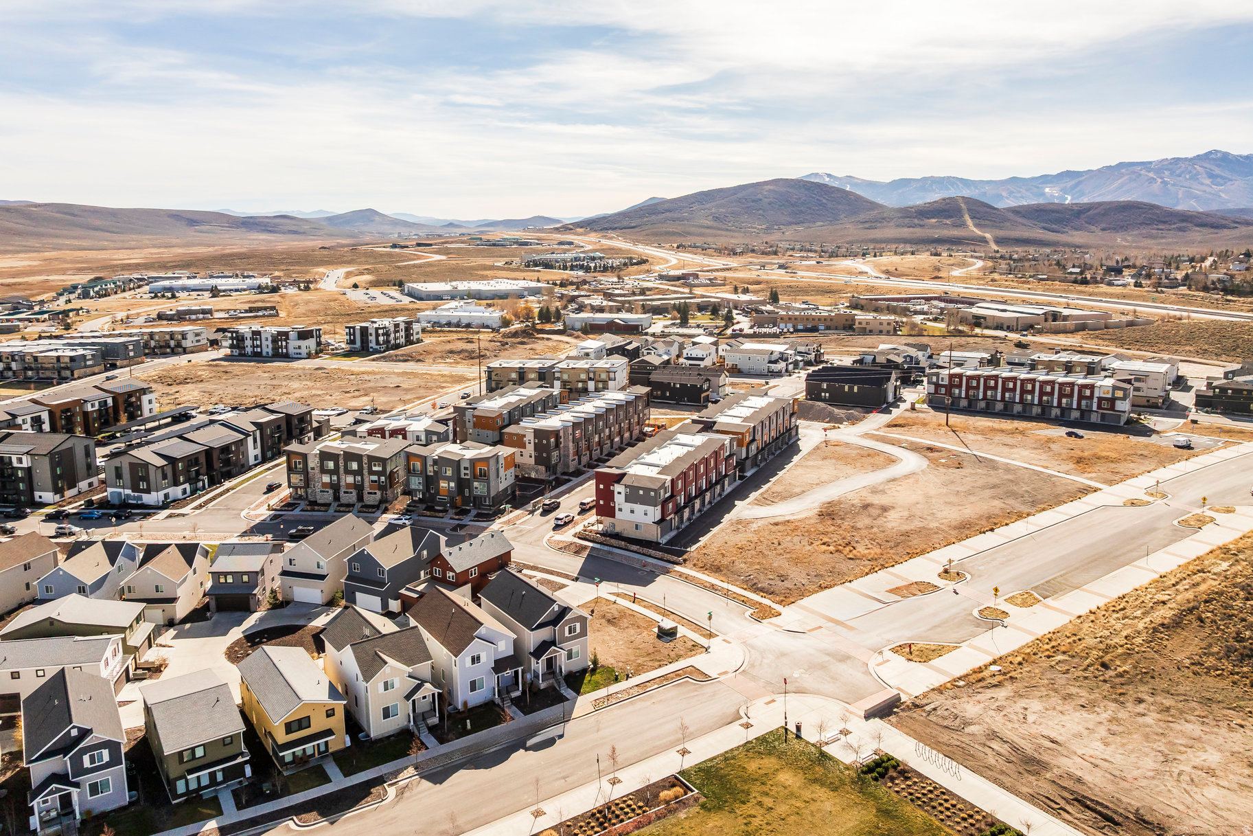 THE VILLAGE PARKCITY - Land