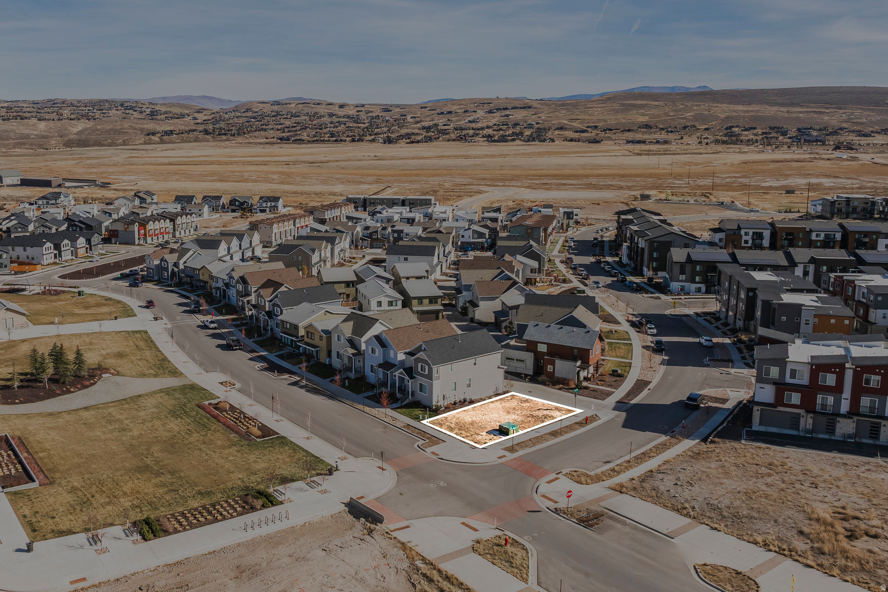 THE VILLAGE PARKCITY - Land