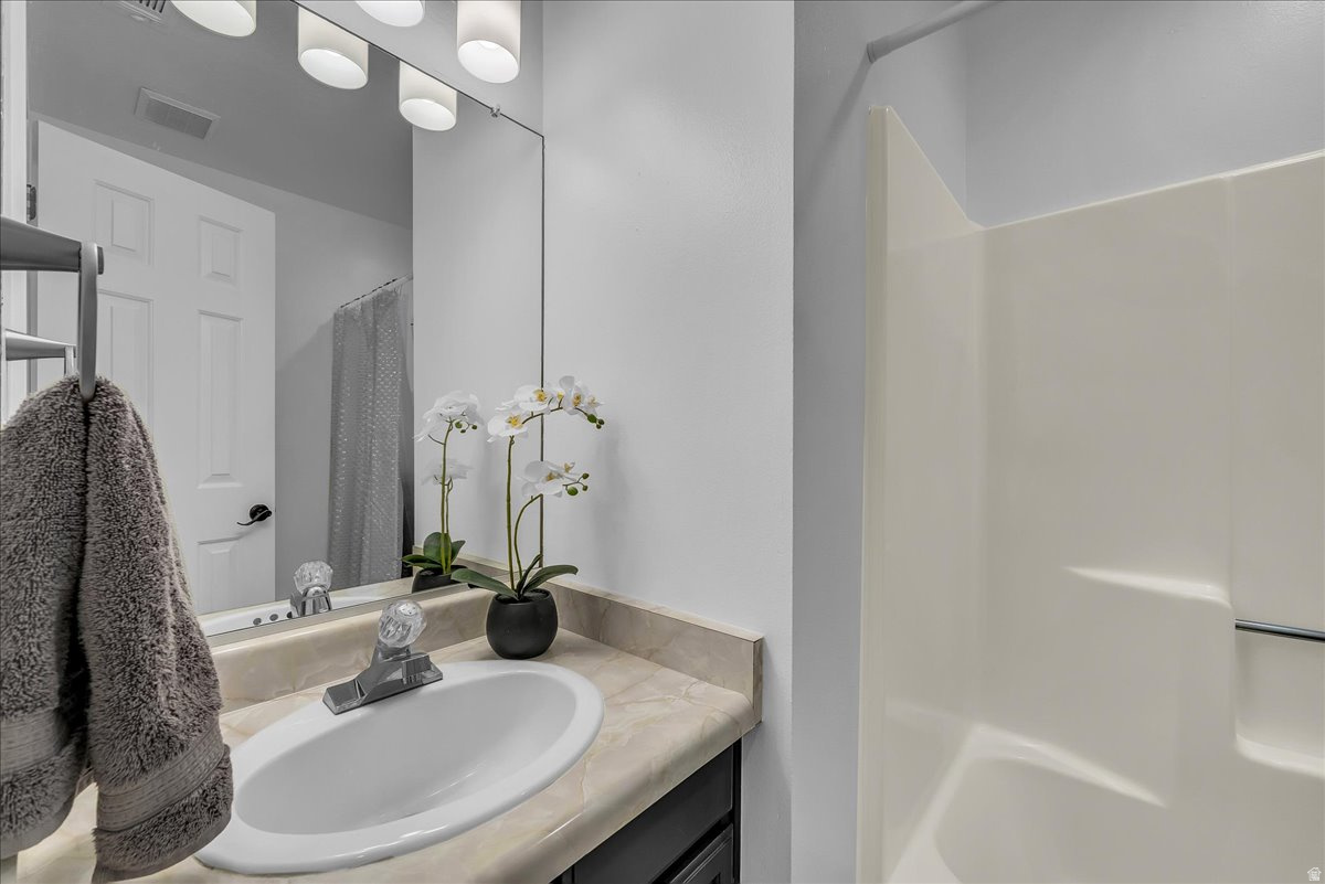 SUN VALLEY CONDOS - Residential