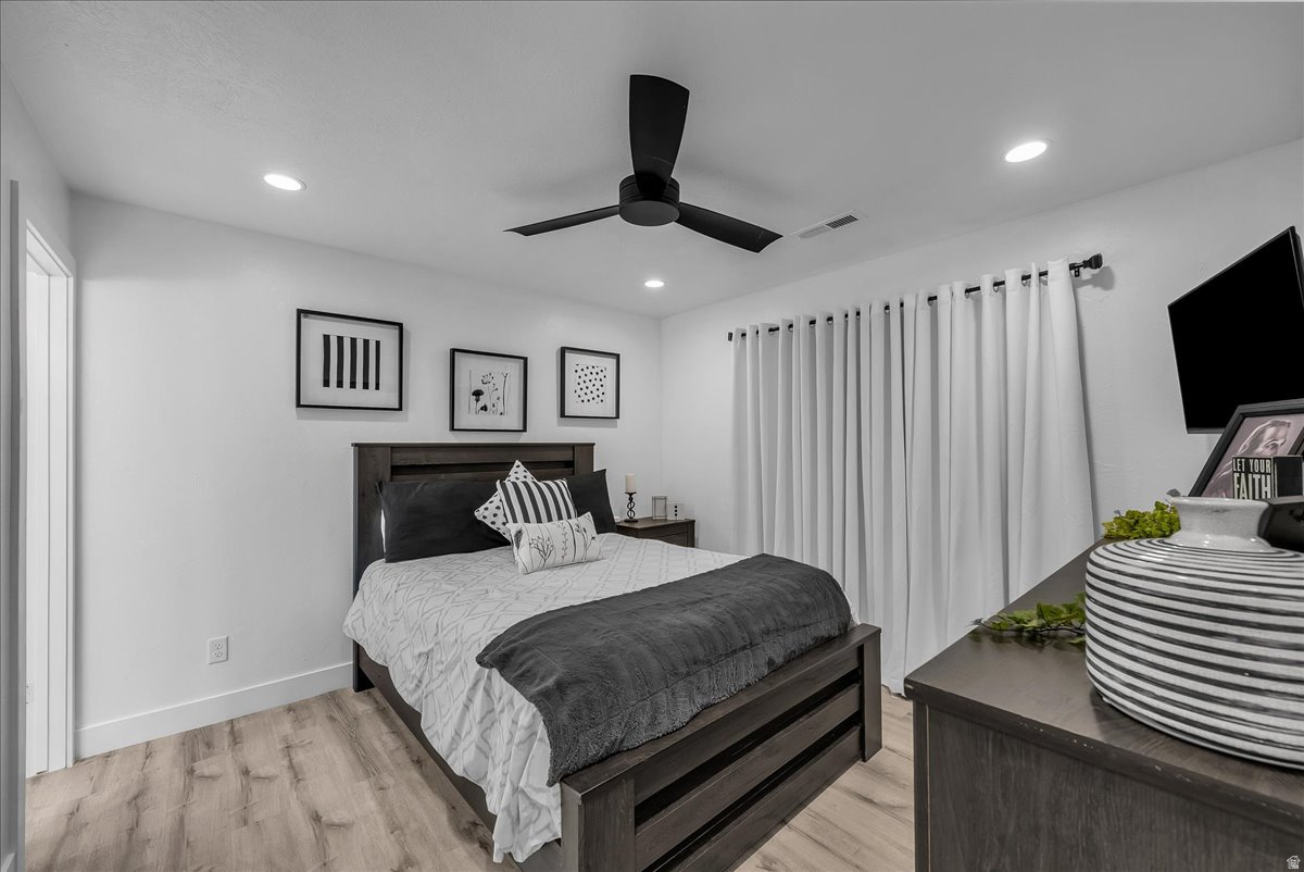 SUN VALLEY CONDOS - Residential