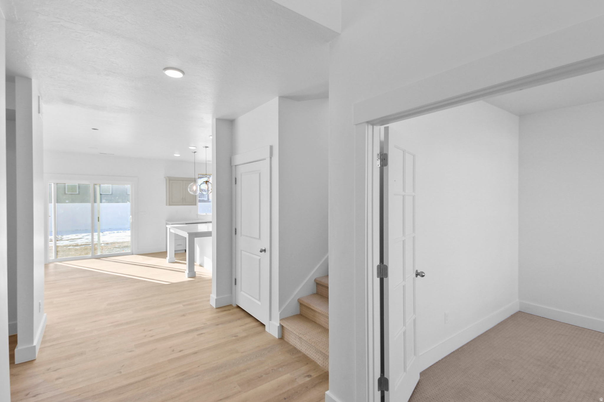 RIVER'S EDGE - Residential