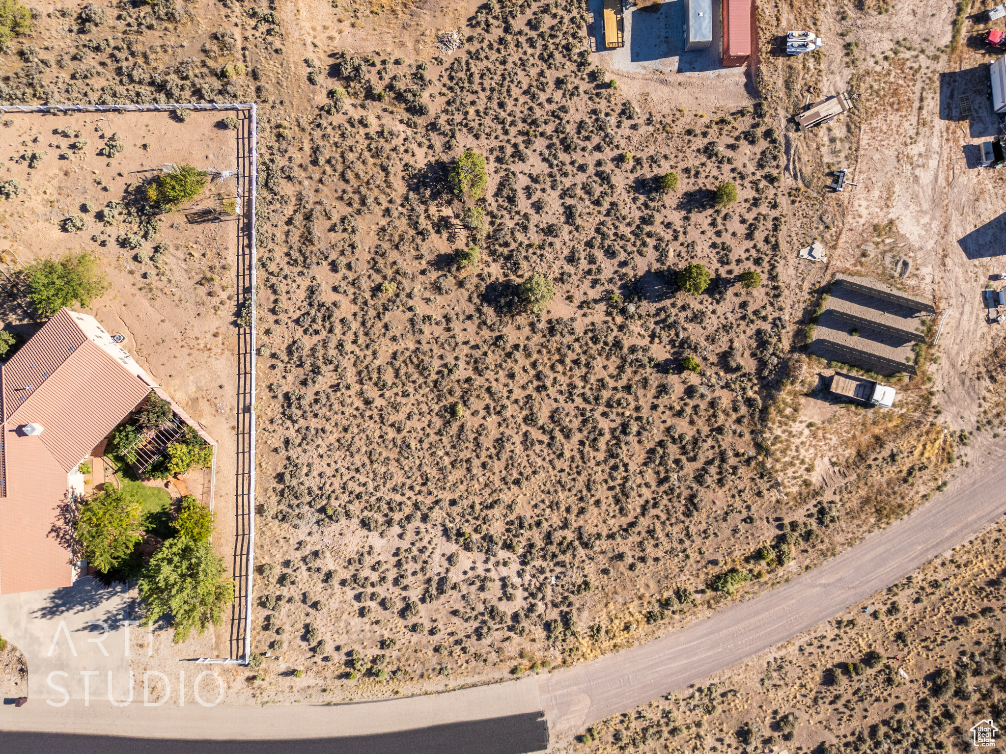EL MONTE ESTATES - Land