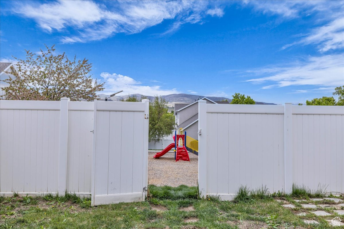 3909 N Davencourt Loop, Lehi, Utah image 26