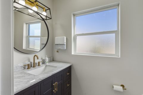 Tiny photo for 152 W 500 S, Bountiful, UT 84010 (MLS # 2140079)