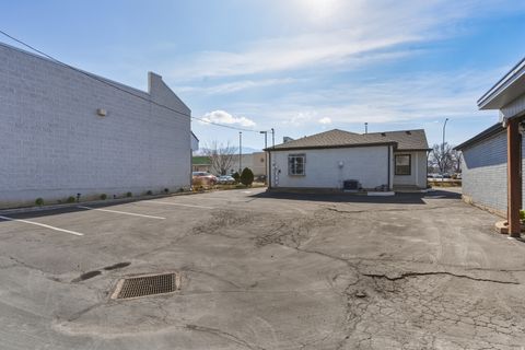 Tiny photo for 152 W 500 S, Bountiful, UT 84010 (MLS # 2140079)