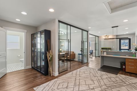 Tiny photo for 152 W 500 S, Bountiful, UT 84010 (MLS # 2140079)