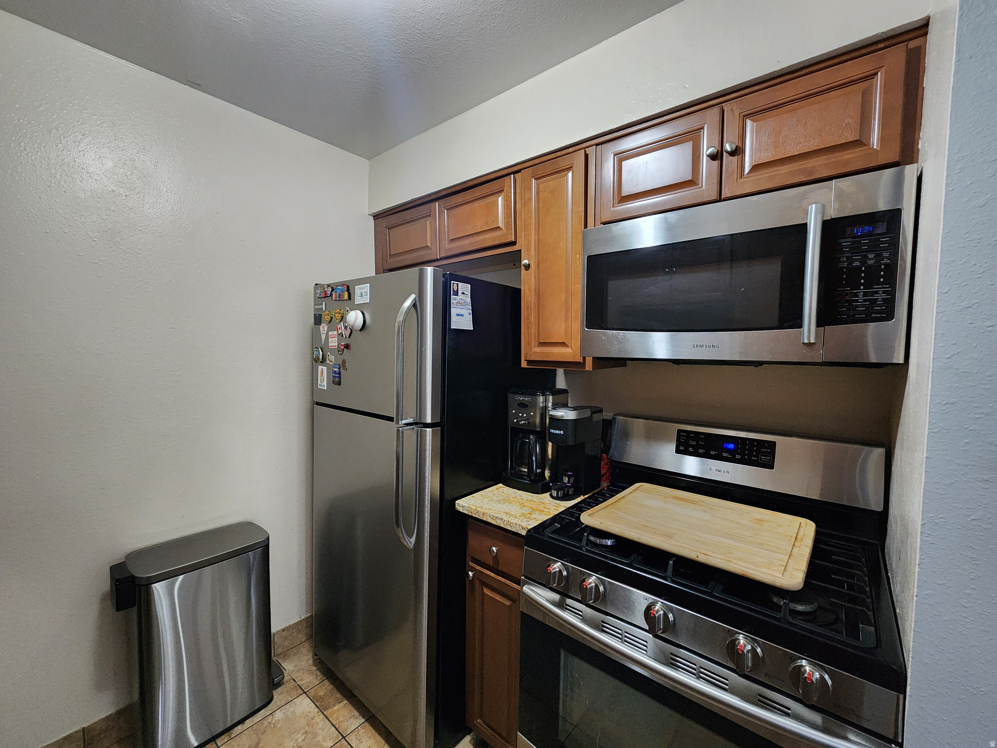 GOVERNOR'S SQUARE - Residential