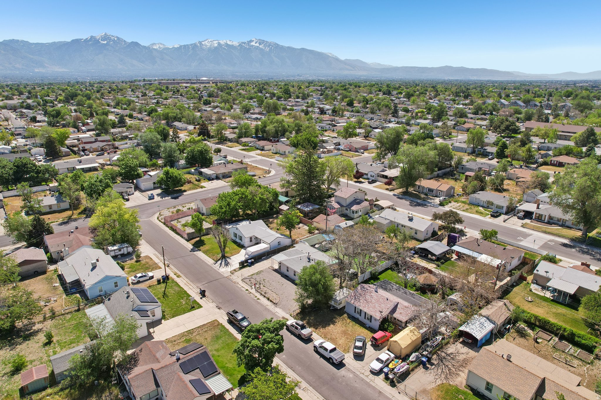KEARNS TOWNSITE - Residential