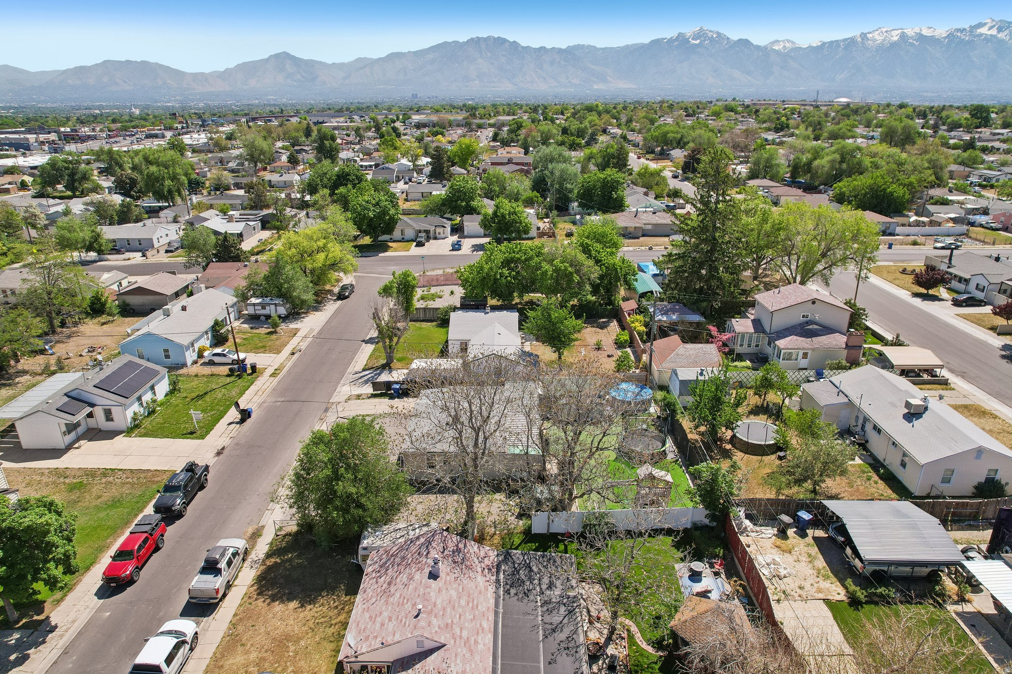 KEARNS TOWNSITE - Residential