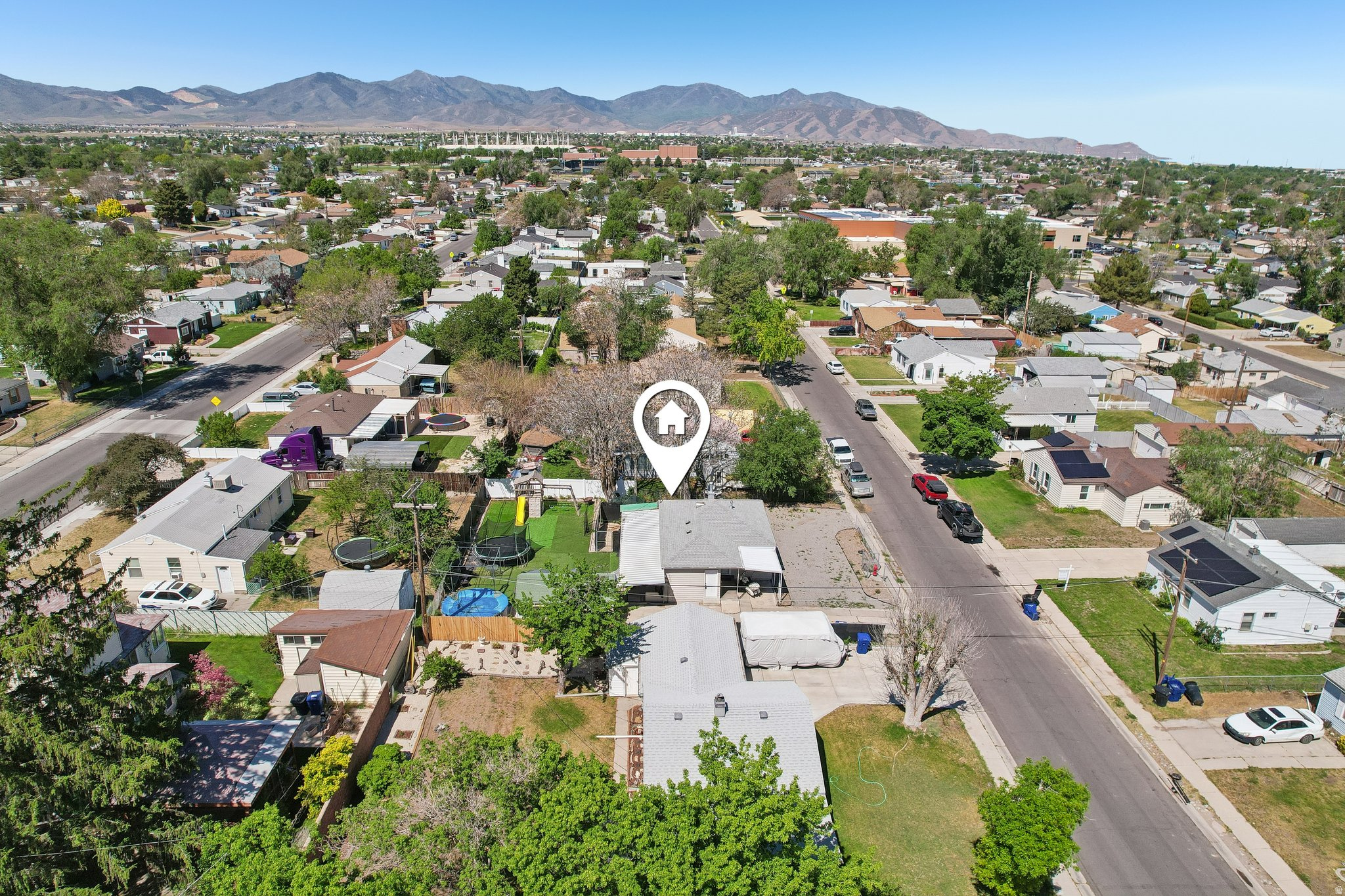 KEARNS TOWNSITE - Residential