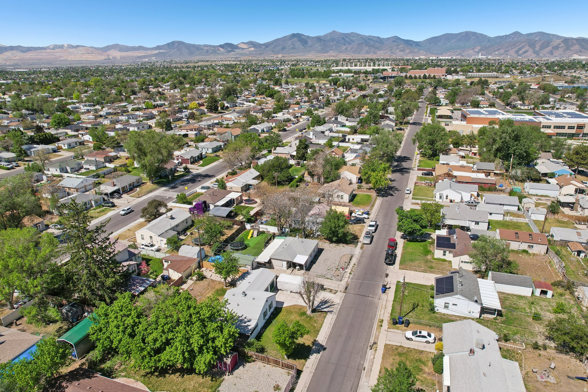 KEARNS TOWNSITE - Residential